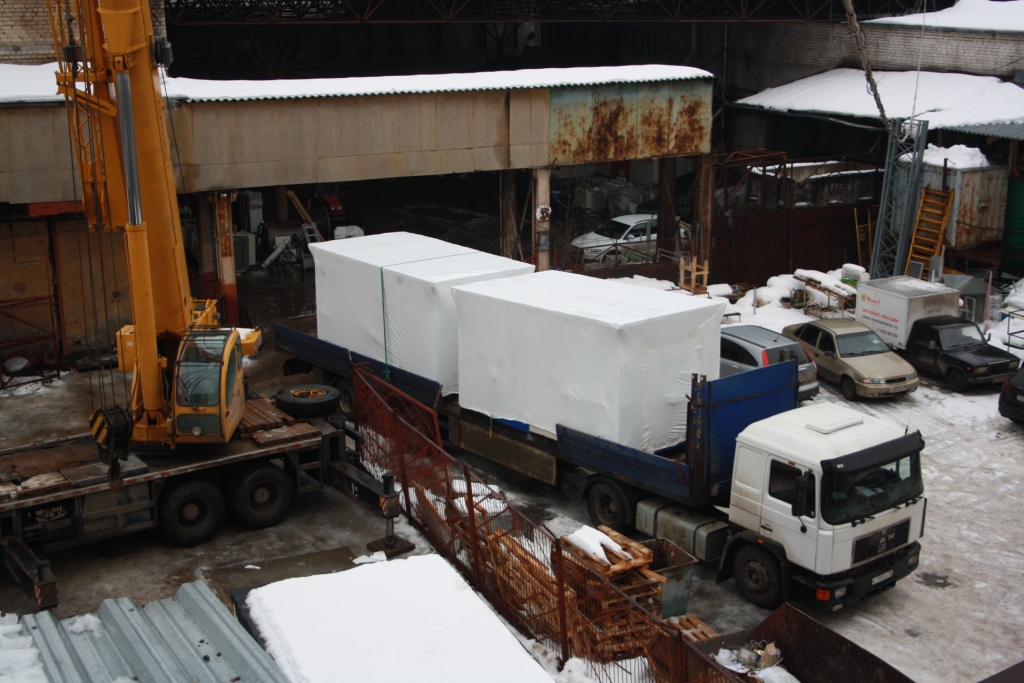 Перевозка БКТП в защитной плёнки